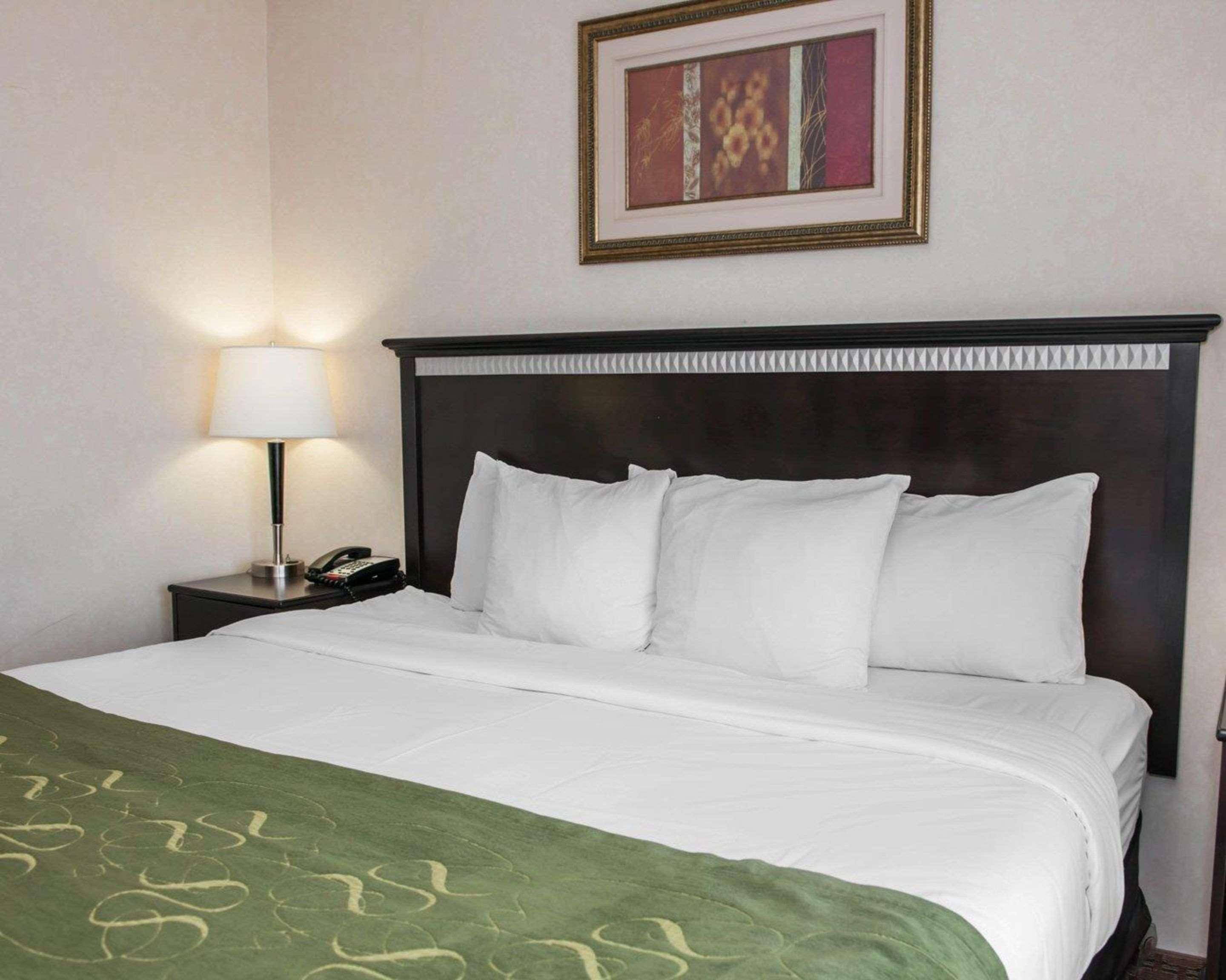 Comfort Suites Southport Екстер'єр фото