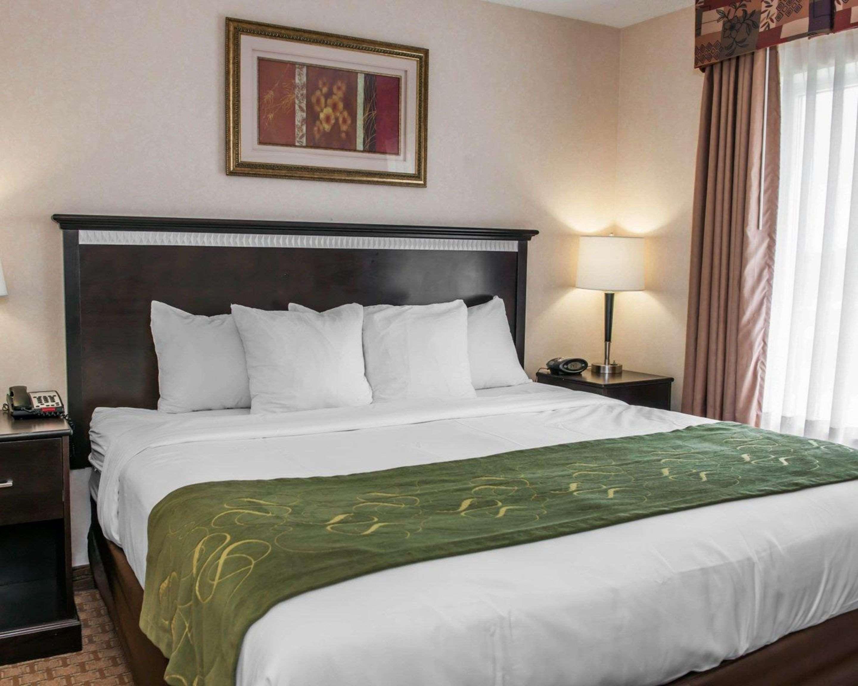 Comfort Suites Southport Екстер'єр фото