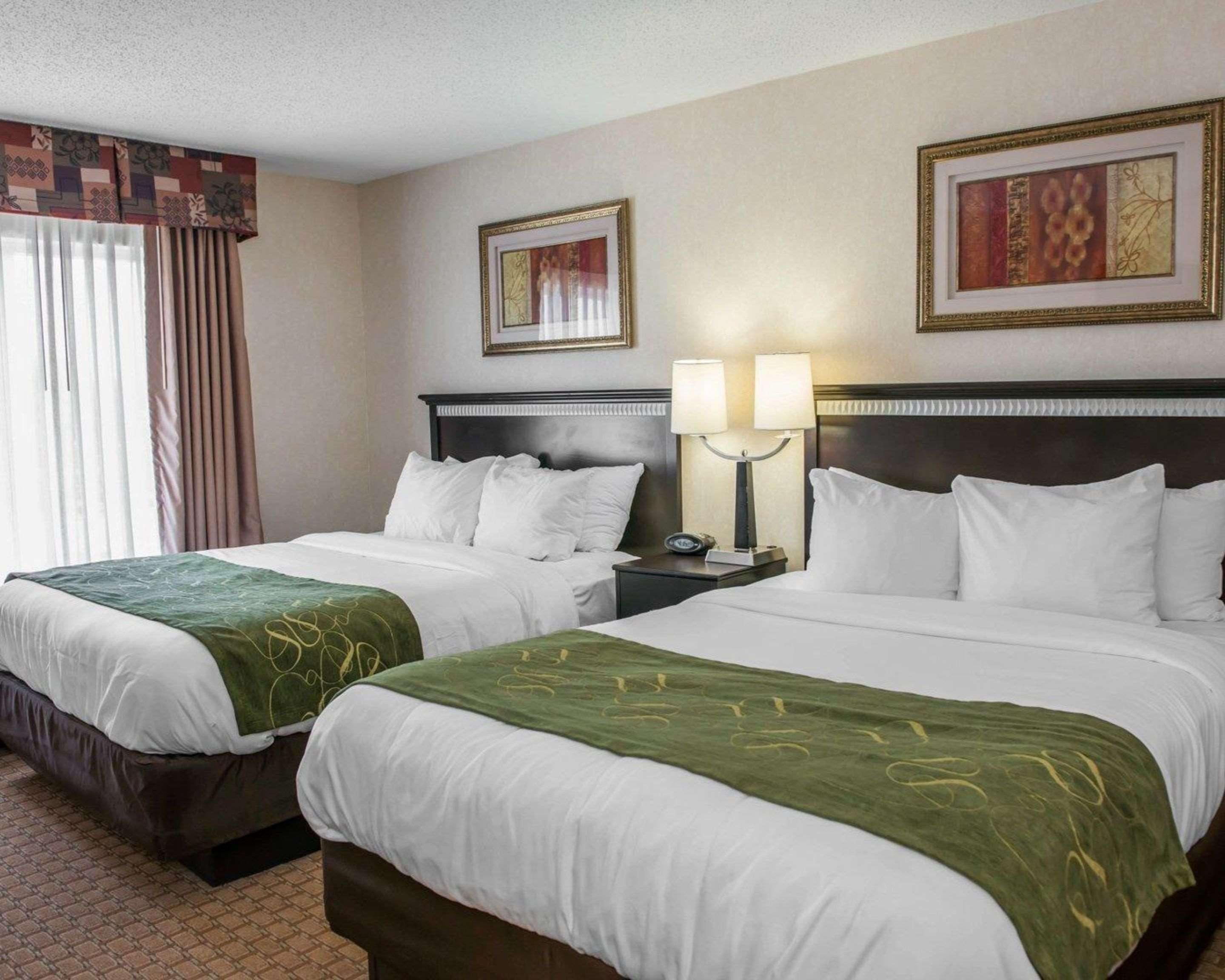 Comfort Suites Southport Екстер'єр фото
