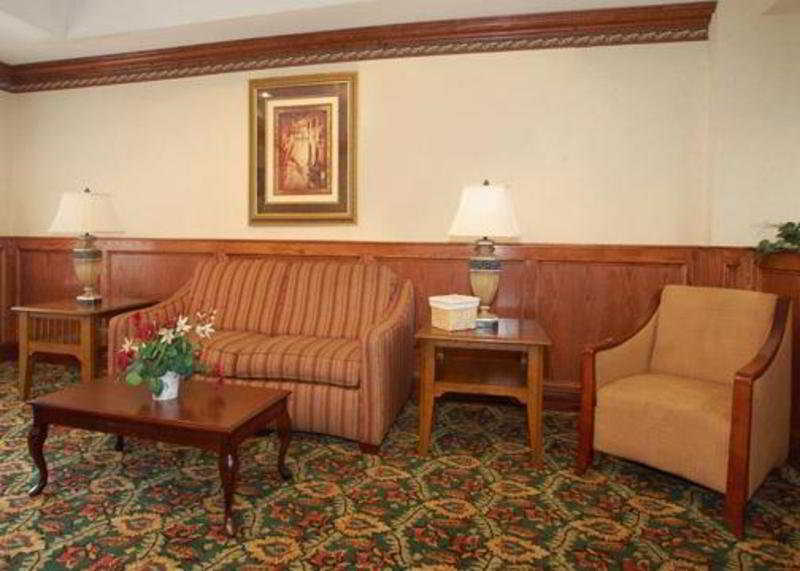 Comfort Suites Southport Екстер'єр фото
